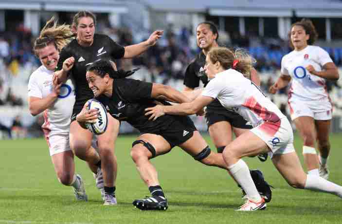 Black Ferns confirmed to play Red Roses at Twickenham
